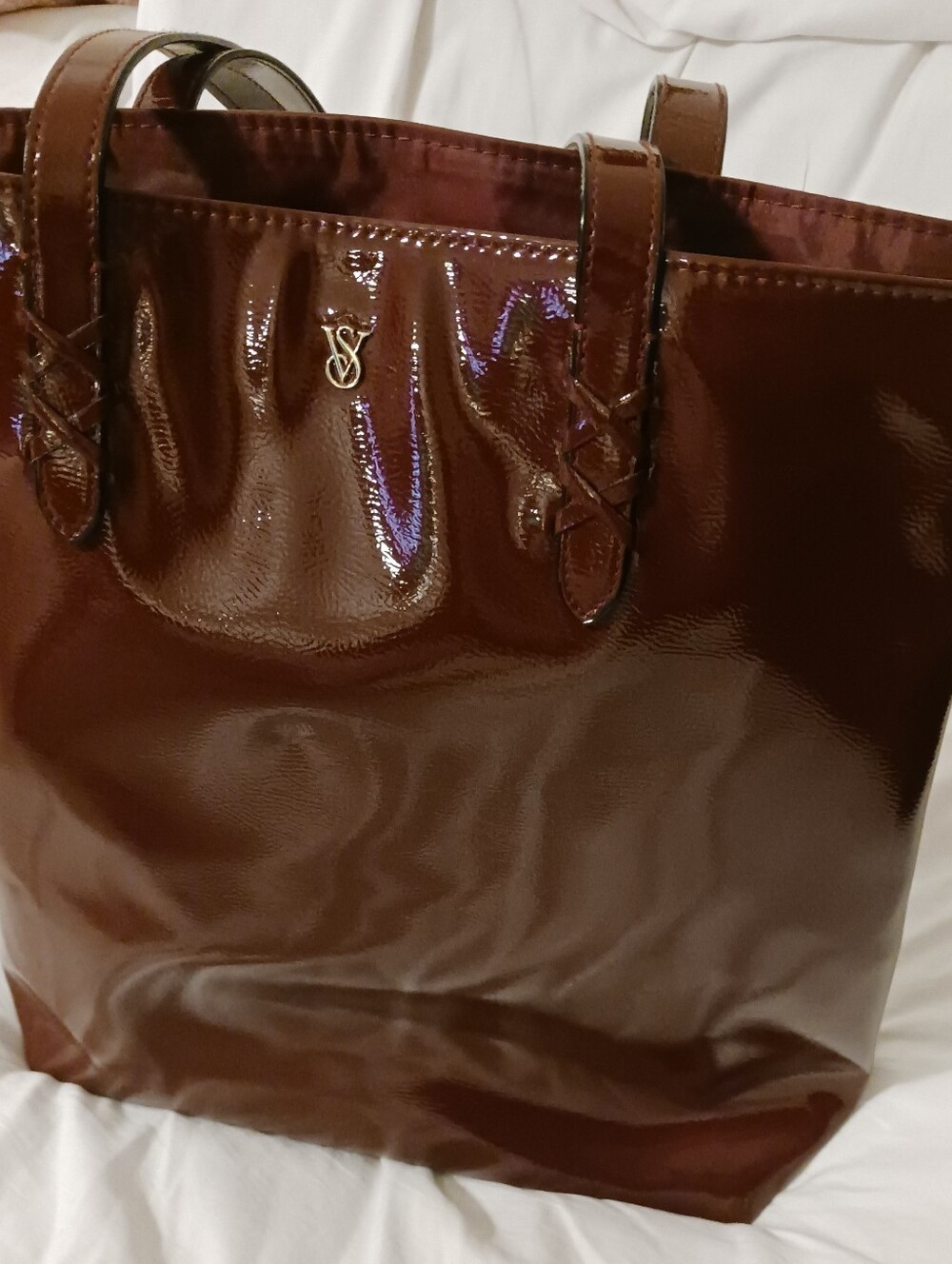 Victoria's Secret Patent Tote Bag in Deep Burgundy. Never Used - Picture 7 of 9